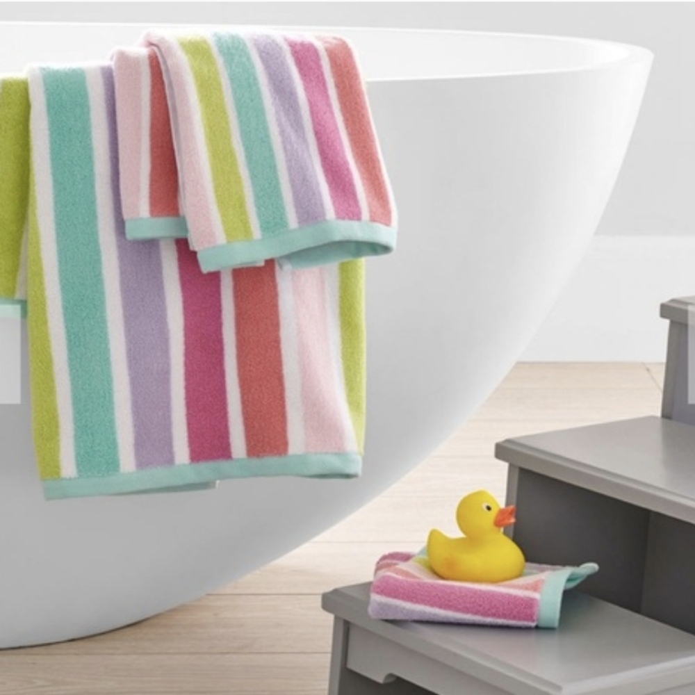 Pottery Barn Kids Colorful Kids Rainbow Towels Bathroom Cotton